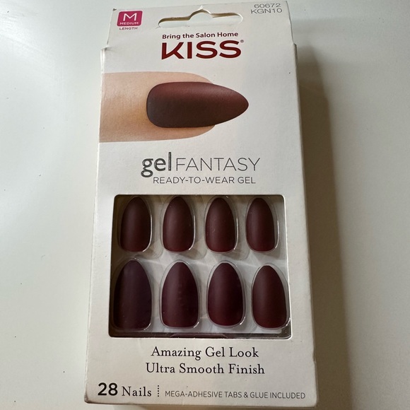 Kiss press on nail set - Picture 1 of 1